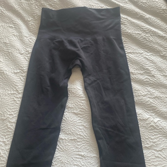 Spanx 2X black leggings - Picture 1 of 2